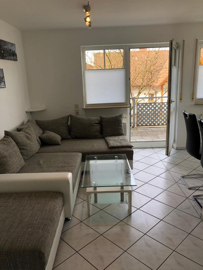 Apartment mit Balkon